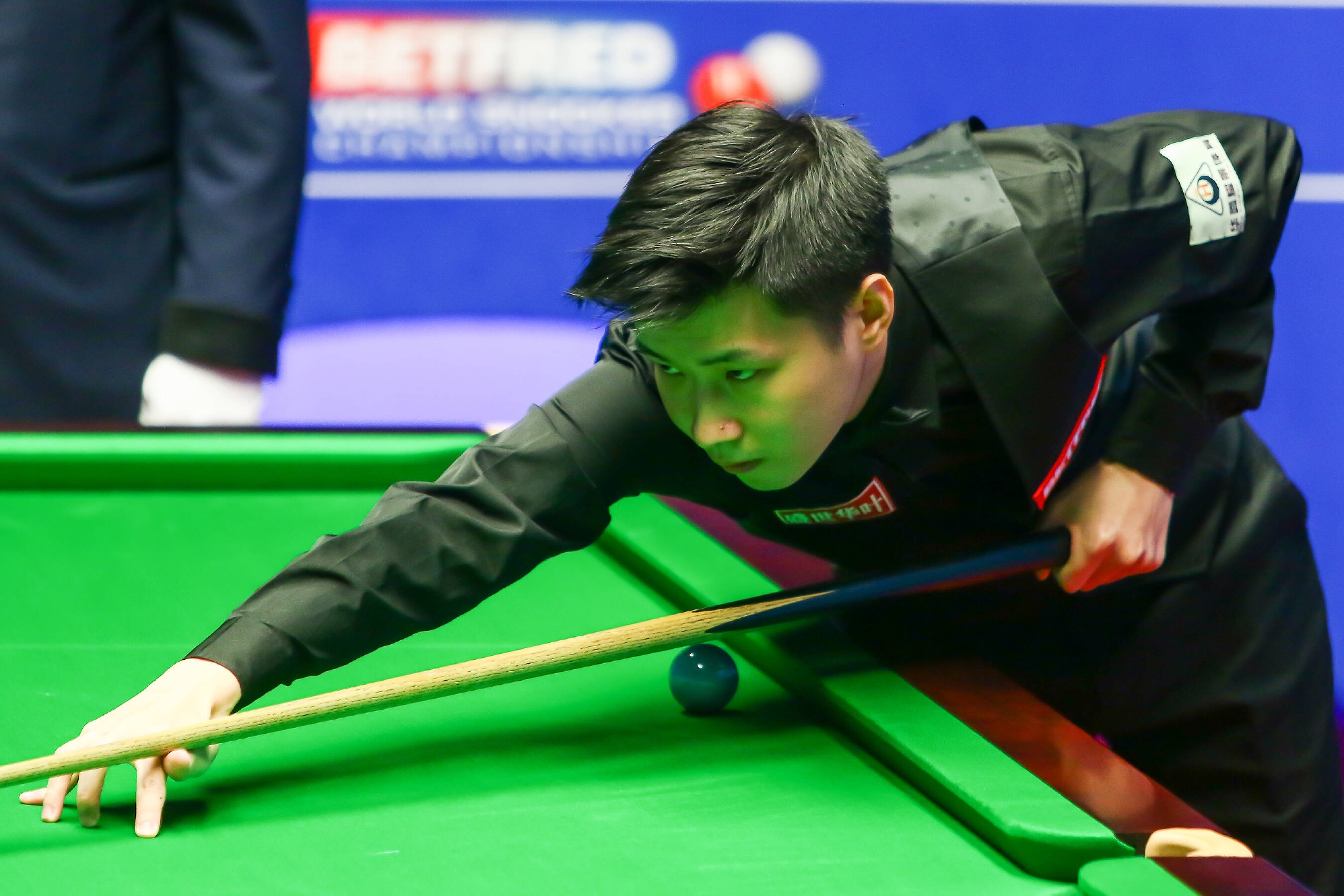 峰的坚实基 峰的坚实基